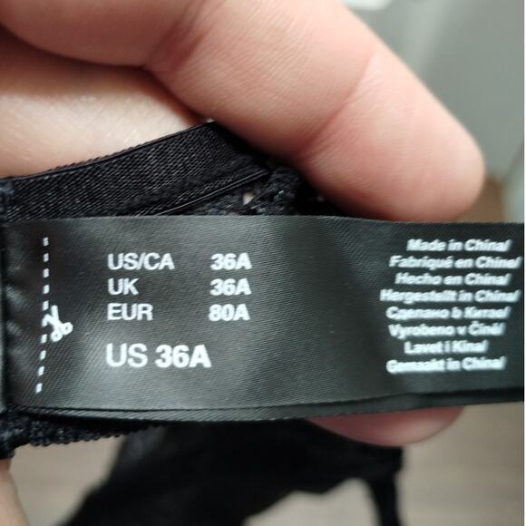 DKNY NWT Size 36A Black Modern Lace Unlined Underwire Demi Bra DK4019 - Picture 6 of 9